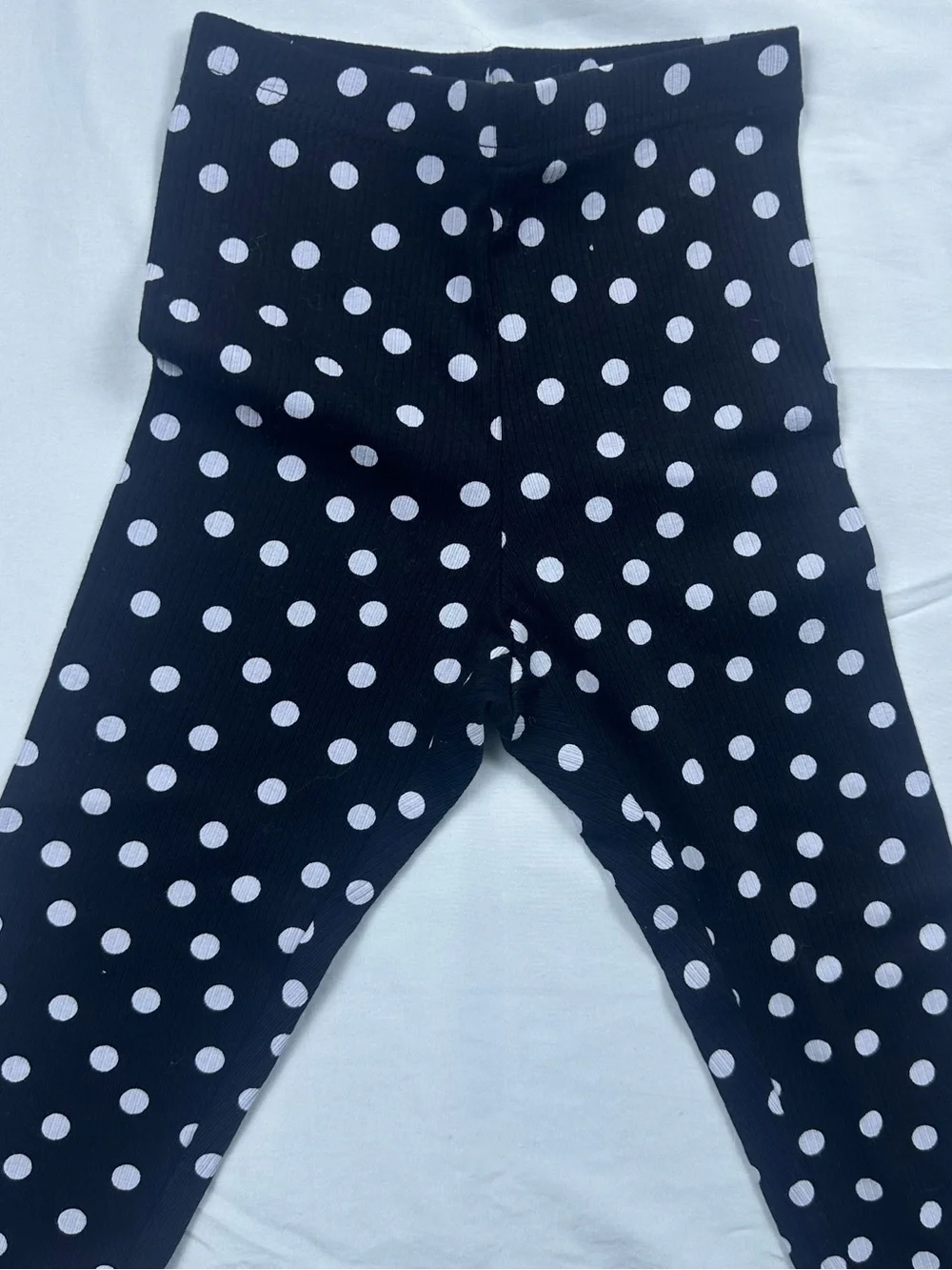 NWT Old Navy Black/White Polka Dot Ribbed Leggings w/ Lettuce Hems Girls XS (5)